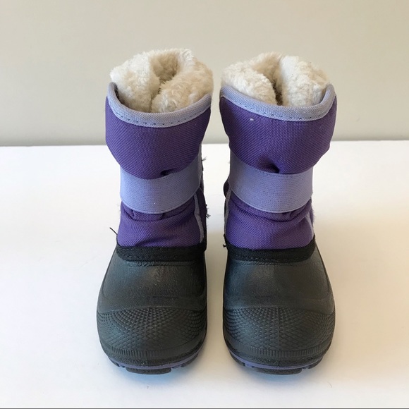 3/20$ Kid’s winter boots size 5 - Picture 6 of 12